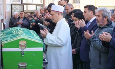 Bilecik’in sevilen öğretmeni İrfan Doğan gözyaşları arasında toprağa verildi