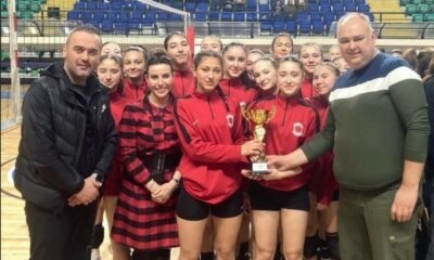 TKİ Tavşanlı Linyitspor voleybolda da zirveye koşuyor