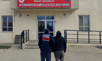 Dolandırıcılık ve hırsızlık suçundan aranan şahıs yakalandı