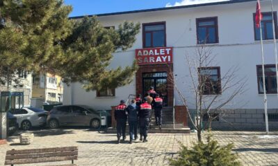 Sosyal medyada reklam vererek dolandırıcılık yapan 5 şüpheli yakalandı
