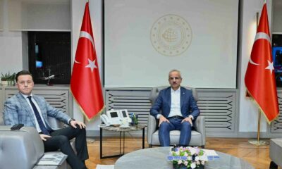 Milletvekili Hatipoğlu, Bakan Uraloğlu ile Eskişehir’in ulaşımı hakkında görüştü