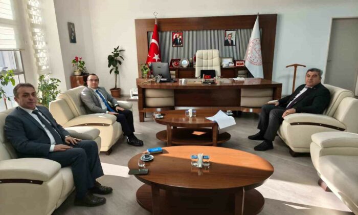 Kaymakam Yücel, ilçenin eğitim durumunu görüştü