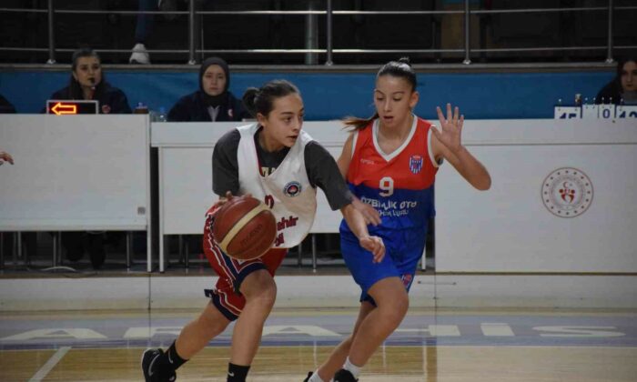 Afyonkarahisar’da U-14 Basketbol Kızlar Bölge Şampiyonası heyecanı