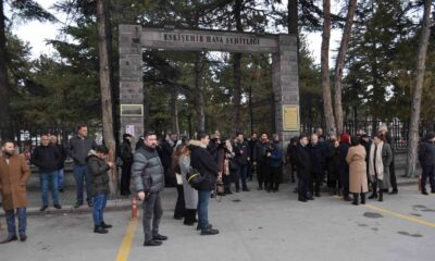 İYİ Parti Genel Başkanı Dervişoğlu, şehit ailelerini soğukta bekletti