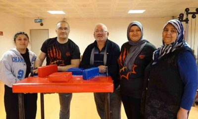 Asude Sarı, annesine ve babasına verdiği sözü tuttu