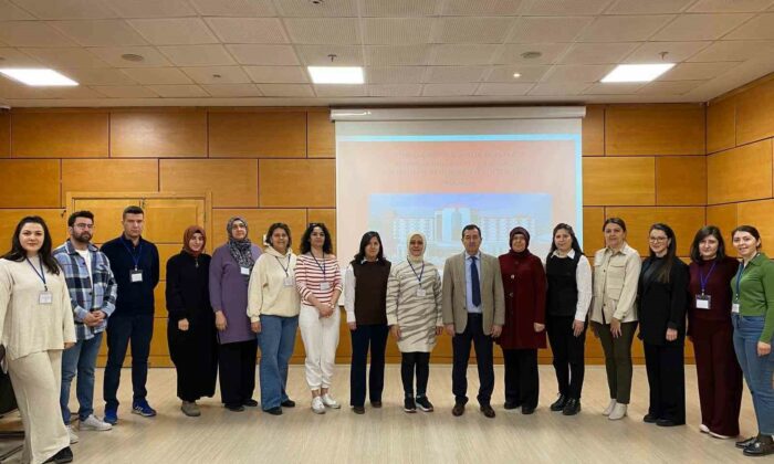 Afyonkarahisar’da ameliyathane hemşirelik eğitimi başladı