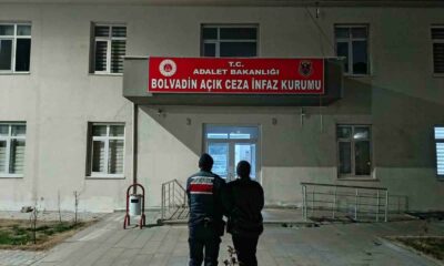 Afyonkarahisar’da kaçak dolandırıcılar yakalandı