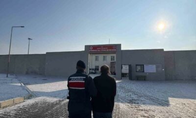 Afyonkarahisar’da kaçak şahıs yakalandı