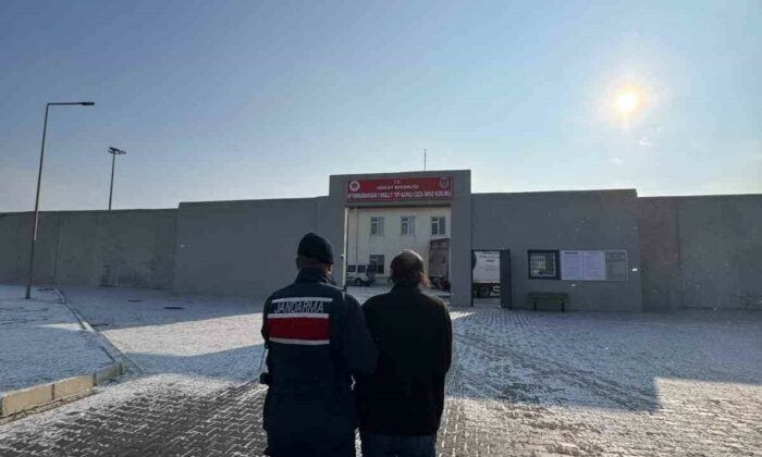 Afyonkarahisar’da kaçak şahıs yakalandı