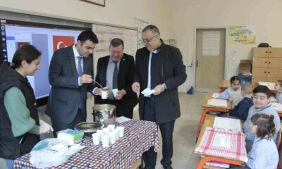 Bilecik’te minik öğrencilere ’Sağlıklı Besleniyorum’ etkinliği