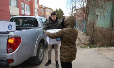 ’Şehir Paylaşmaktır’ kolileri vatandaşların yüzünü güldürüyor