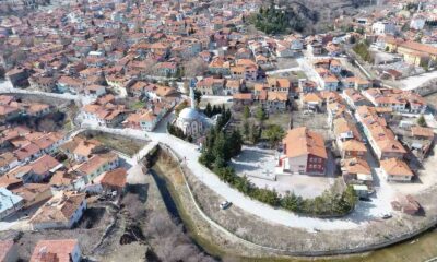 Gediz’de köy nüfusu eriyor