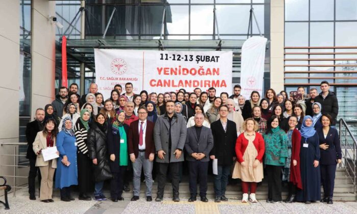 Kütahya’da “Yenidoğan canlandırma uygulayıcı” eğitimi gerçekleştirildi