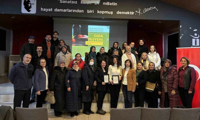 Yerel üreticilere gıda hijyeni eğitimi verildi