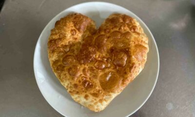 Sevgililer Günü’ne özel kalpli çibörek