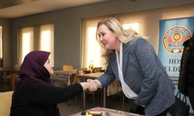 Polis ekipleri 14 Şubat’ta huzurevi sakinlerini ziyaret etti