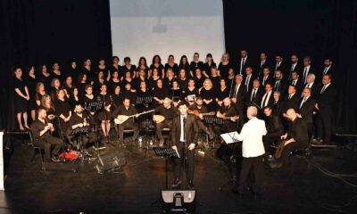 ‘Türk Halk Müziği Deyişler Konseri’ yoğun ilgi gördü