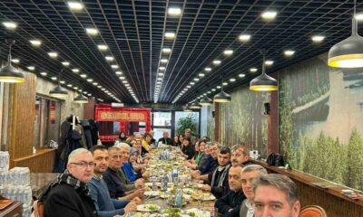 Müdür Akgün’e veda yemeği