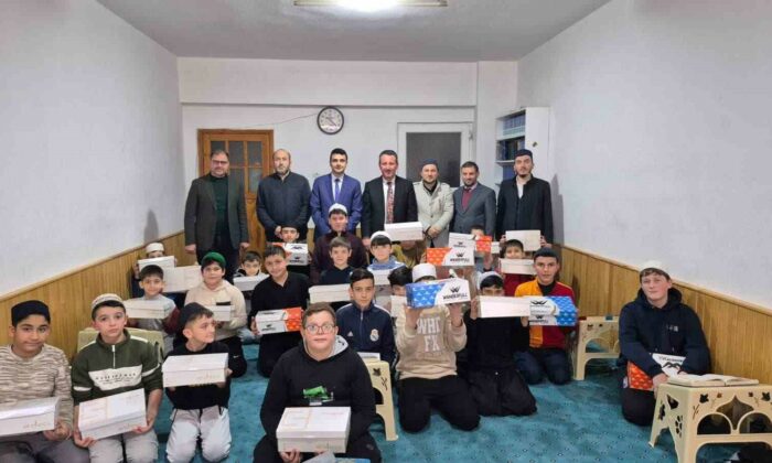 Kaymakam ve Müftüden Kur’an kursuna ziyaret