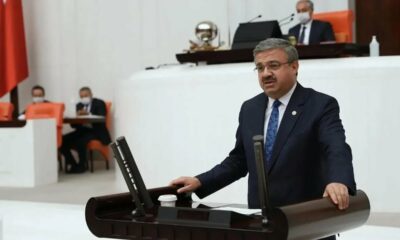 AK Parti Afyonkarahisar Milletvekili Yurdunuseven ile İl Başkanı Şahin trafik kazası geçirdi