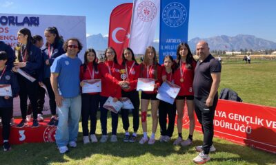 Eskişehirli öğrenciler şampiyonlarda büyük başarılar elde etti