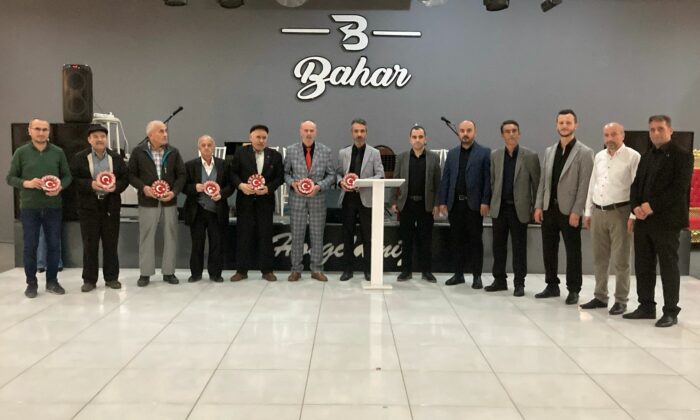 Damlalı Karaağaç Köyü Kültür ve Sosyal dayanışma derneği görkemli bir iftar programı düzenledi.
