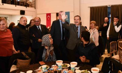 Ahmet Ataç Sivrihisarlılarla iftar yemeğinde buluştu