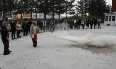 Engelli bakım merkezi personeline afet ve yangın eğitimi verildi