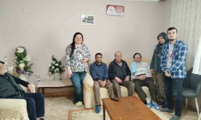 Yaşlılara moral ziyareti