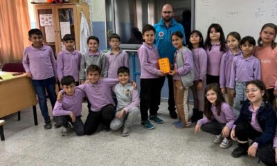 Emet’te minik yüreklerden Filistin’e destek