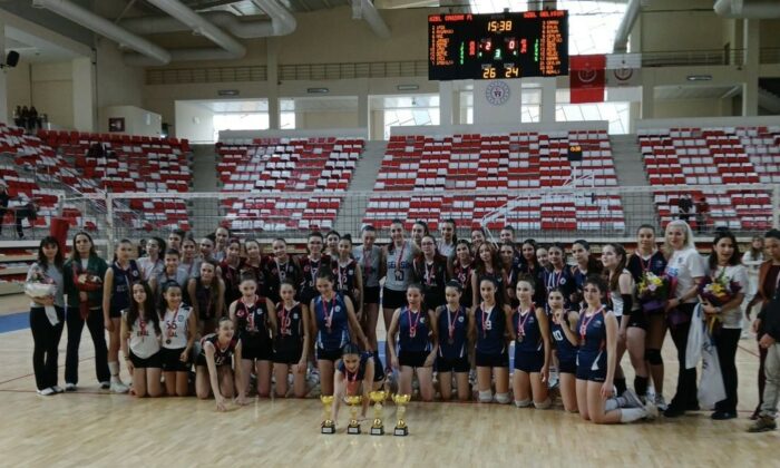 Genç B Kızlar Voleybol Final heyecanı sona erdi