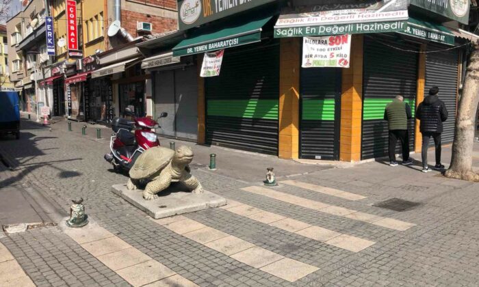 Eskişehir’de Ramazan Bayramı nedeniyle kent merkezin de durgunluk yaşandı