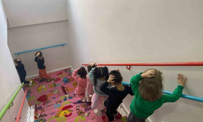 Odunpazarı Belediyesi’nden çocuklara ve öğretmenlere afet farkındalık eğitimi