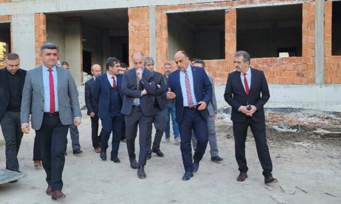 Millî Eğitim Bakanlığı İnşaat ve Emlak Genel Müdürü Özcan Duman Tavşanlı’da incelemelerde bulundu