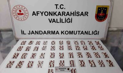Kiralık araç ile Afyonkarahisar’a uyuşturucu getiren şahıs yakalandı