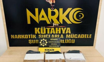 Kütahya’da uyuşturucu operasyonunda yakalanan 2 şüpheli tutuklandı