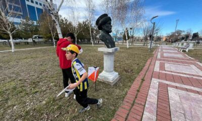 Kütahya Kent Park’ta genç oryantiringciler hedef peşinde koştu