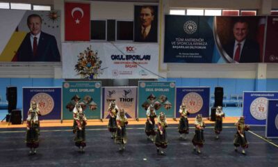 Afyonkarahisar’da kulüpler arası halk oyunları yarışması sona erdi