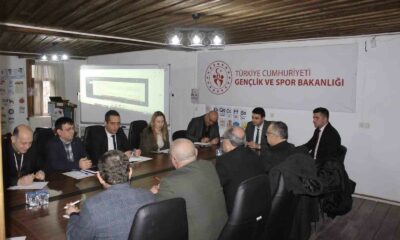 Osmaneli’nde gençlik çalışmaları değerlendirildi