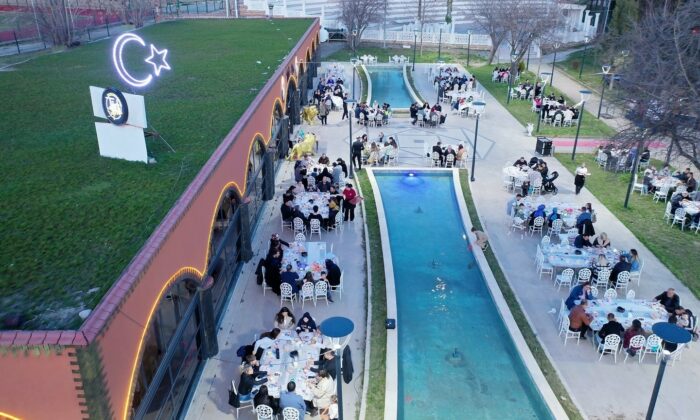 Belediye personeli ve aileleriyle iftar programı düzenlendi