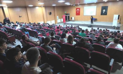 Hisarcık’ta lise öğrencilerine “Dijital Bağımlılık” konulu konferans
