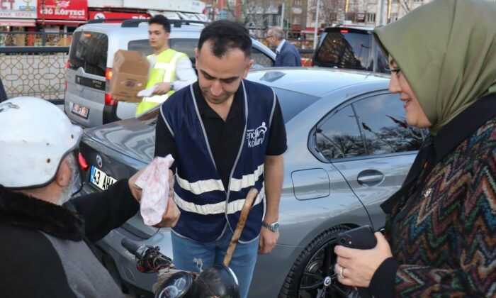 Kütahya’da AK Parti’den “İftara 5 Kala” etkinliği