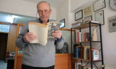 Eskişehirli emlakçı ödünç verdiği kitapları teslim alırken ’özetlerini’ de istiyor