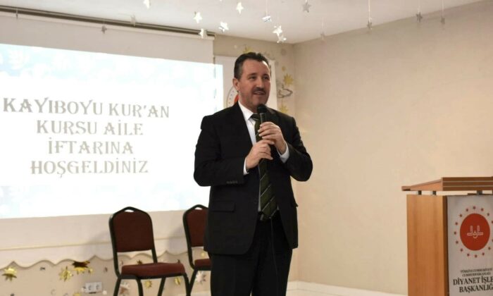 Minik öğrenciler ve veliler iftarda buluştu
