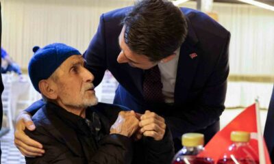 Şehit aileleri ve gazilerle iftar programında buluştu