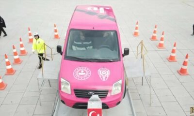 Meydana konan simülasyon aracıyla emniyet kemerinin önemi anlatıldı