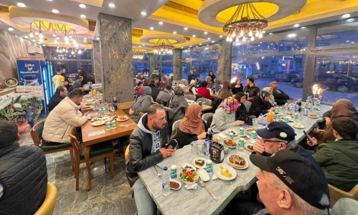 Altıntaş’ta şehit aileleri ve gaziler onuruna iftar verildi