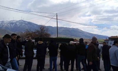 Yolculuğunun 30’uncu kilometresinde geçirdiği kazada ölen genç adam toprağa verildi