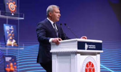 Rektör Adıgüzel ‘Stratejik İletişimde Yeni Akımlar Paneli’nin açılışında konuştu