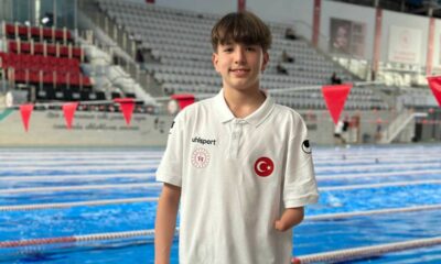Ahmet Çınar Bakkal yüzme yarışında gümüş madalya sahibi oldu